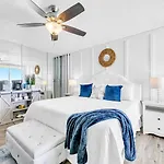 Long Beach Resort 1-1300E