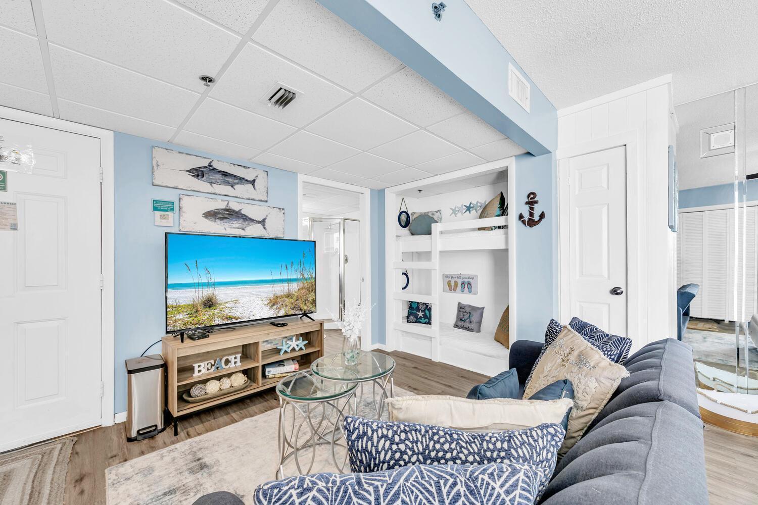 Long 1-1300e Apartment